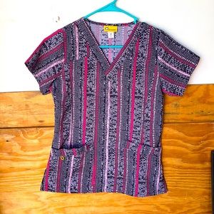 Wonderwink scrub top. XS